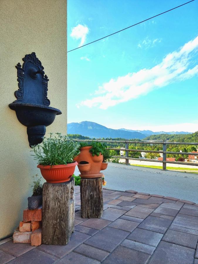 Gartnar Home -Hiska S Pridihom Domacnosti In Pogledom Na Hribe. Radovljica Εξωτερικό φωτογραφία